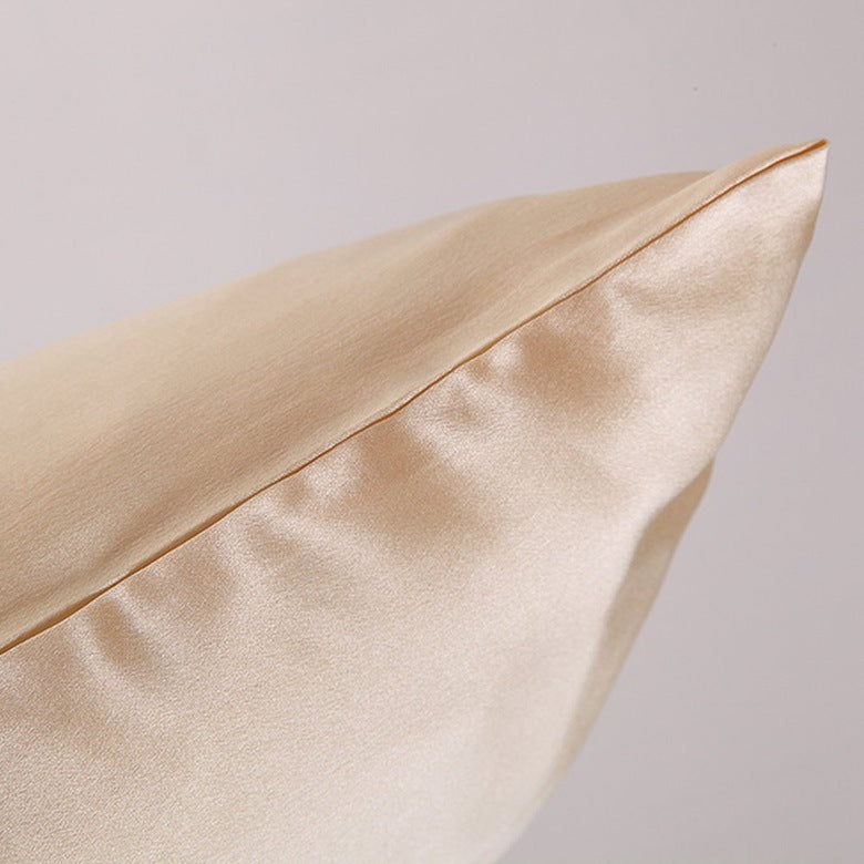 Cozino™ ClearSkin Satin Pillowcase – Anti-Acne, Anti-Frizz & Beauty Sleep Enhancer